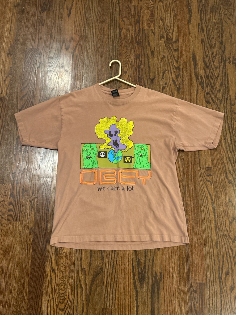 OBEY Y2K Skater βWe Care A Lotβ Graphic Earth Tone T shirt Size Large